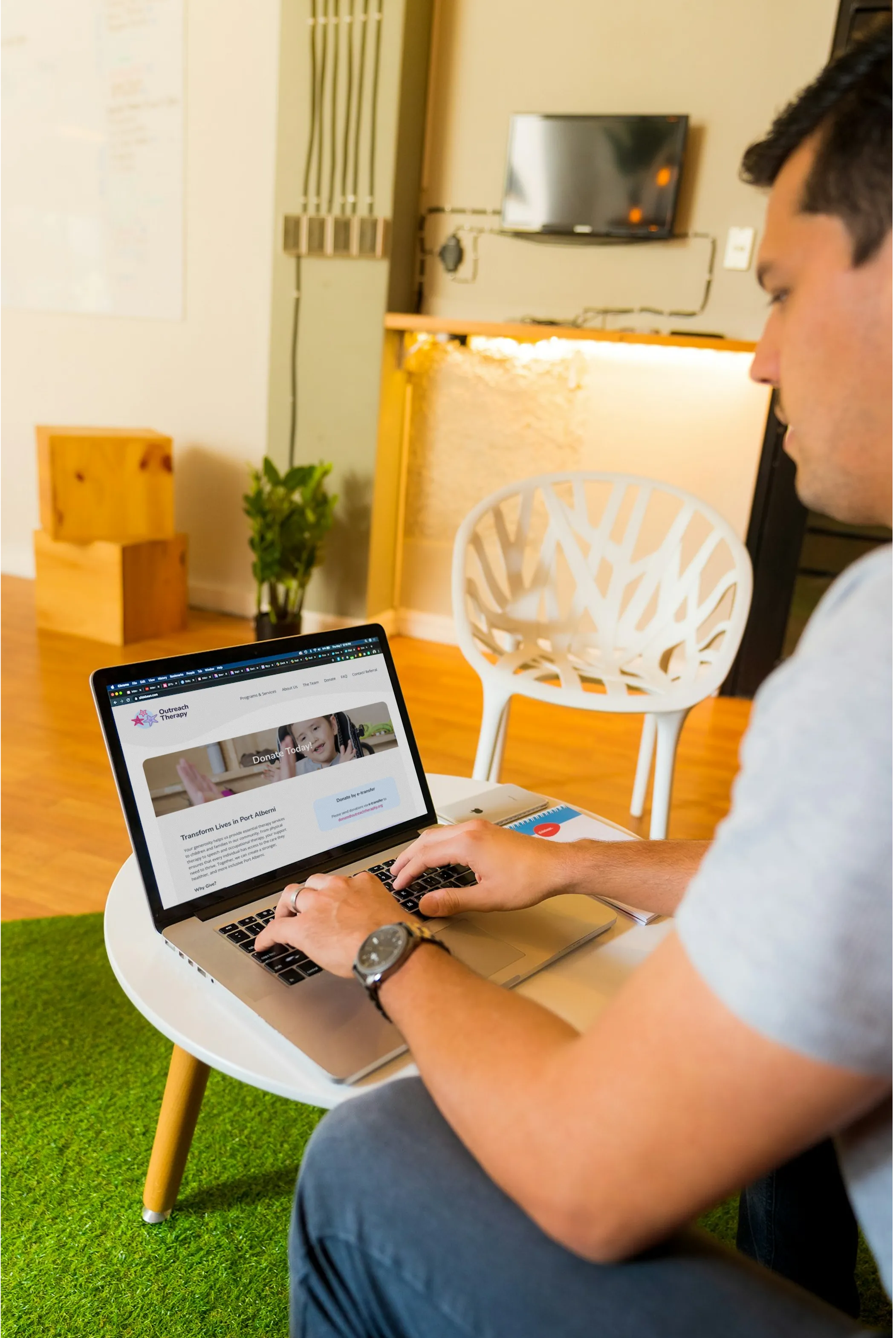 Outreach Therapy on Desktop